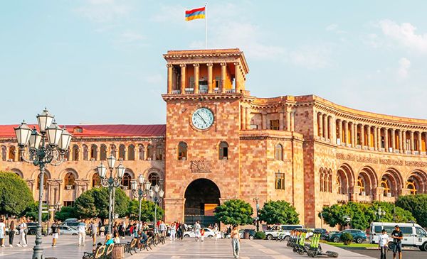 Ermənilər Azərbaycan ərazisində qanunsuz işlər görürlər