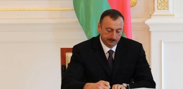 Prezident icra başçısını vəzifəsindən azad etdi